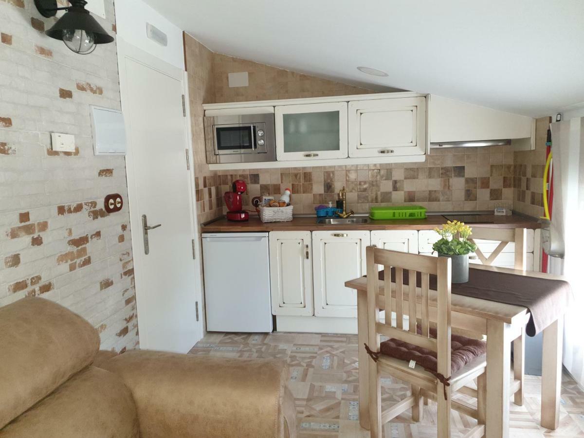 Apartamentos Hostal Cabanas Carboneras de Guadazaón Kültér fotó