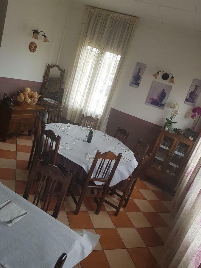 Apartamentos Hostal Cabanas Carboneras de Guadazaón Kültér fotó