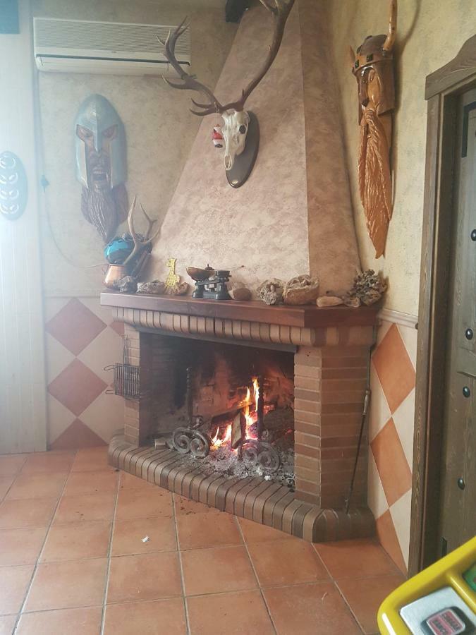 Apartamentos Hostal Cabanas Carboneras de Guadazaón Kültér fotó